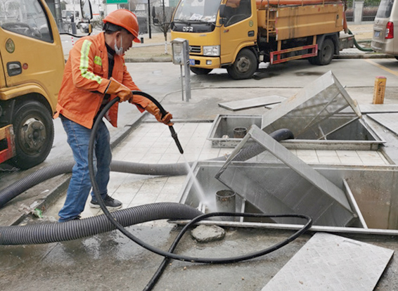 西岗隔油池清理